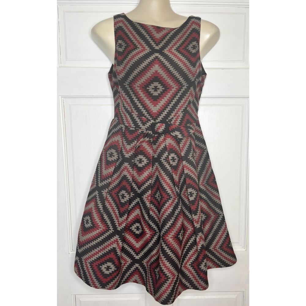 Eva Franco Size 2 Red And Black Geometric Fit Flare Lined Sleeveless Dress